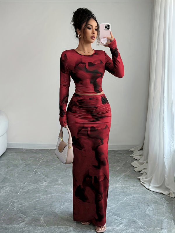 A Stylish Women's Two-Piece Set Featuring an Elegant Round Neck.