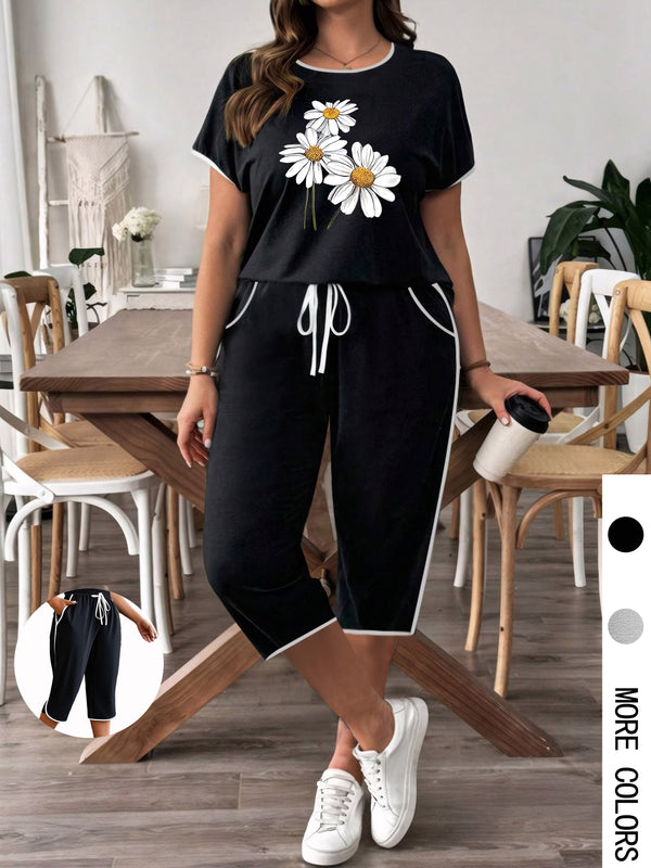 Women's Outfit Featuring a White Round-Neck Short-Sleeve T-Shirt.