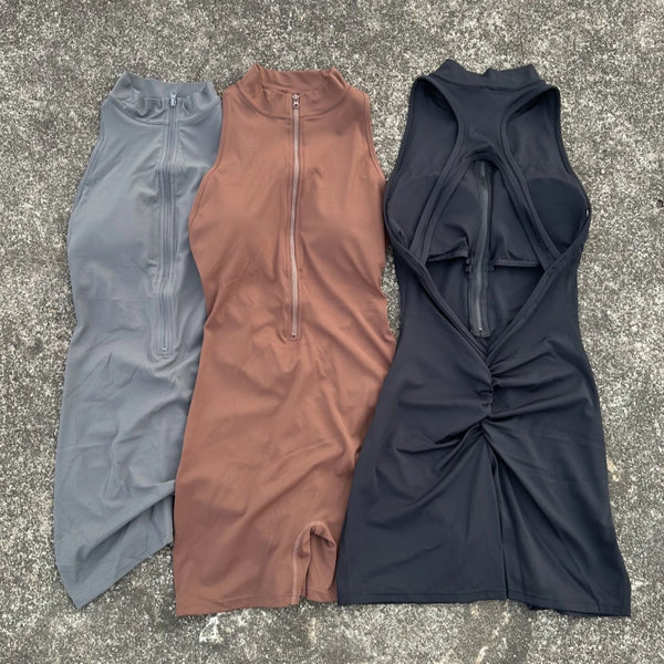 Solid color Scrunch Back Waist Tight Yoga Jumpsuit Shorts Set Women.