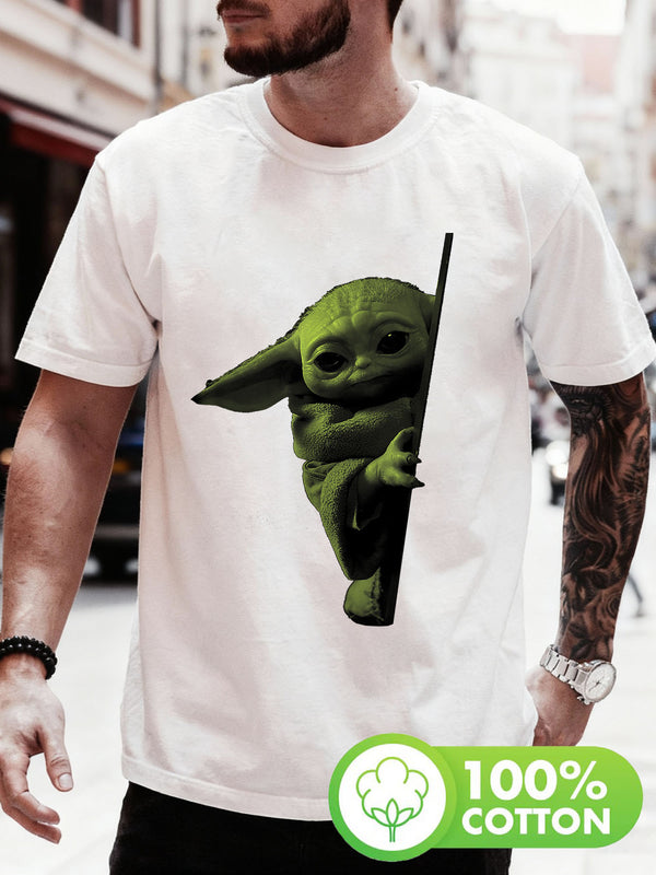 Men’s Star Wars The Mandalorian Grogu Watching Print T-shirt.