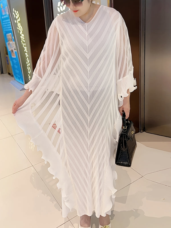 Women’s Elegant Long Dress with Stylish Pleats.