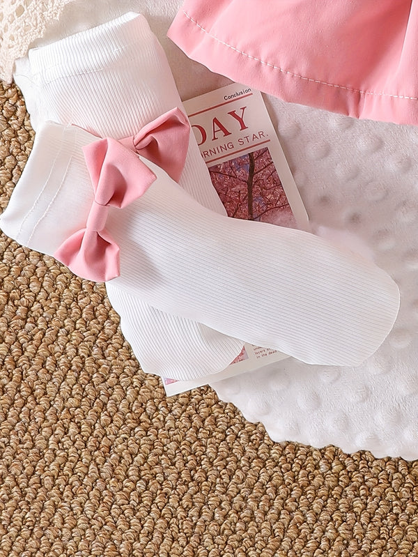 Girls' Romantic and Cute 4pcs Set with 3D Large Heart and Bow Decor.