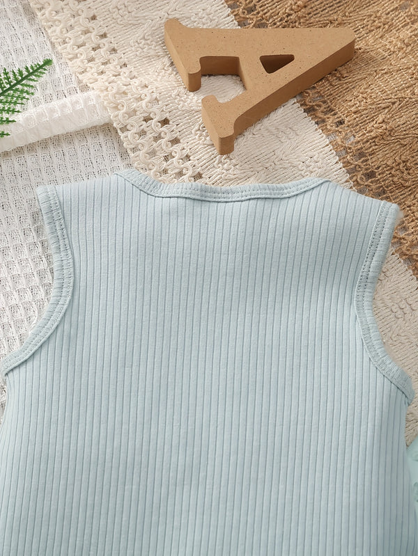 A Summer Comfortable Four-Piece Set Featuring Sleeveless Designs.