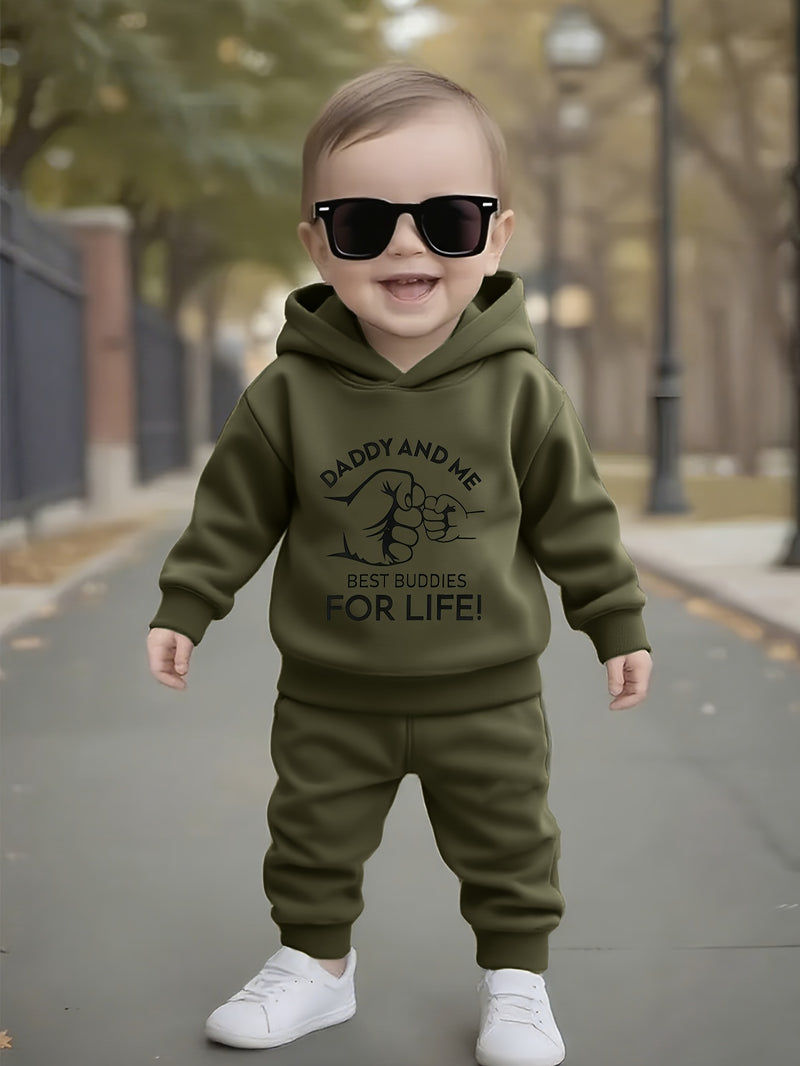 Boys' Autumn/Winter Casual English Letter Graphic Fist Bump.