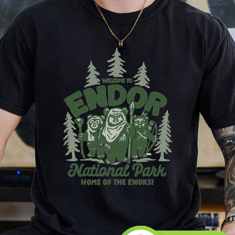 Men’s Star Wars Travel Vacation Endor National Park Ewoks Print T-shirt.