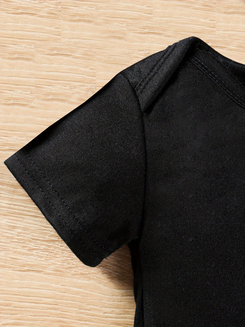 Boys "The Prince Has Arrived" Crown & Sneakers Print.