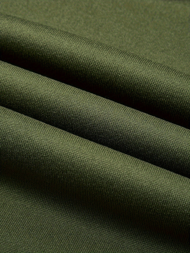 2pcs Men's Hooded Long-Sleeve Sweatshirt.