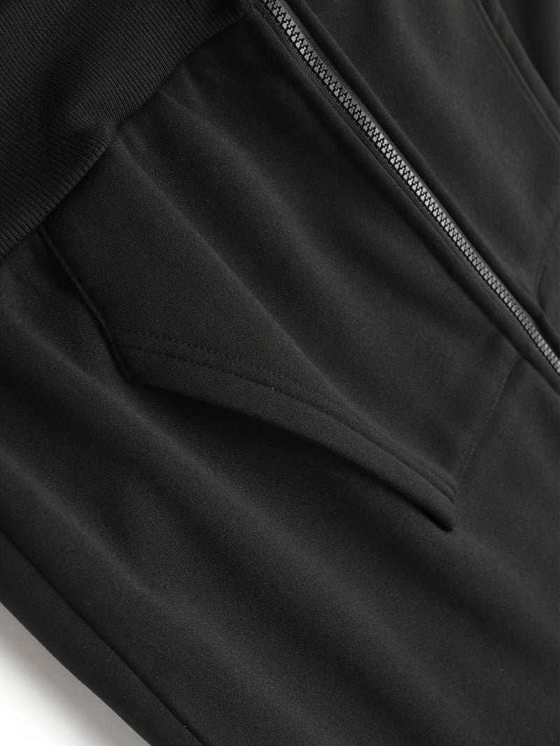 Men’s New Trendy Fashion Zip-Up Hoodie and Loose Cargo Pants.