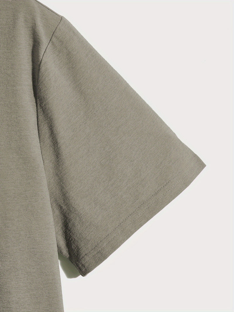 Men's Round Neck Short Sleeve Tee Fashion Regular Fit T-Shirt Top.