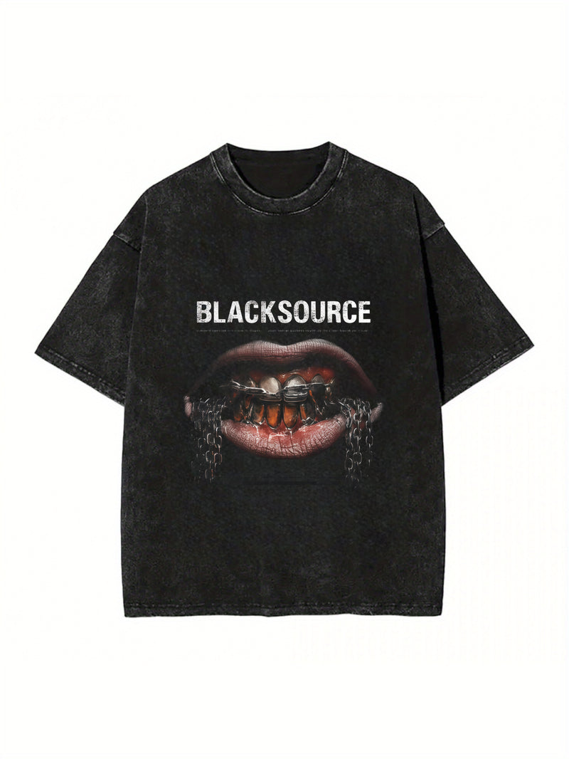 Men's and Women's Vintage Casual Style T-Shirt.