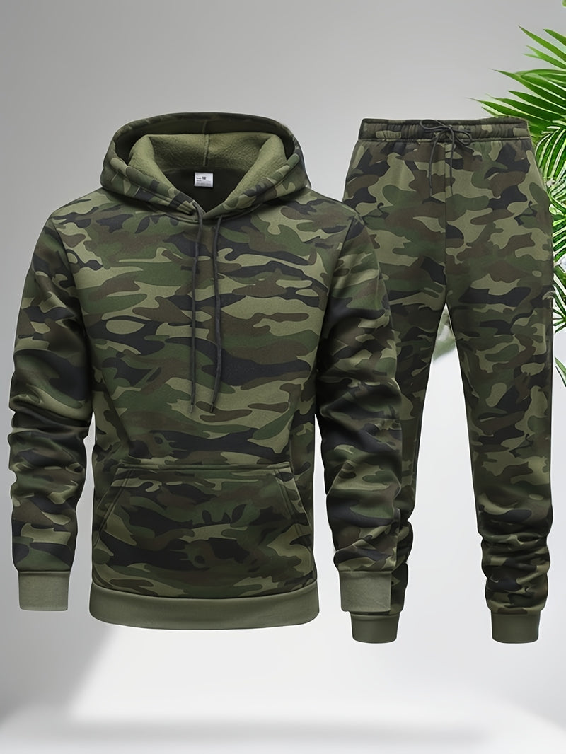 Men's Camouflage Print Hooded Sweatshirt and Jogger Set.