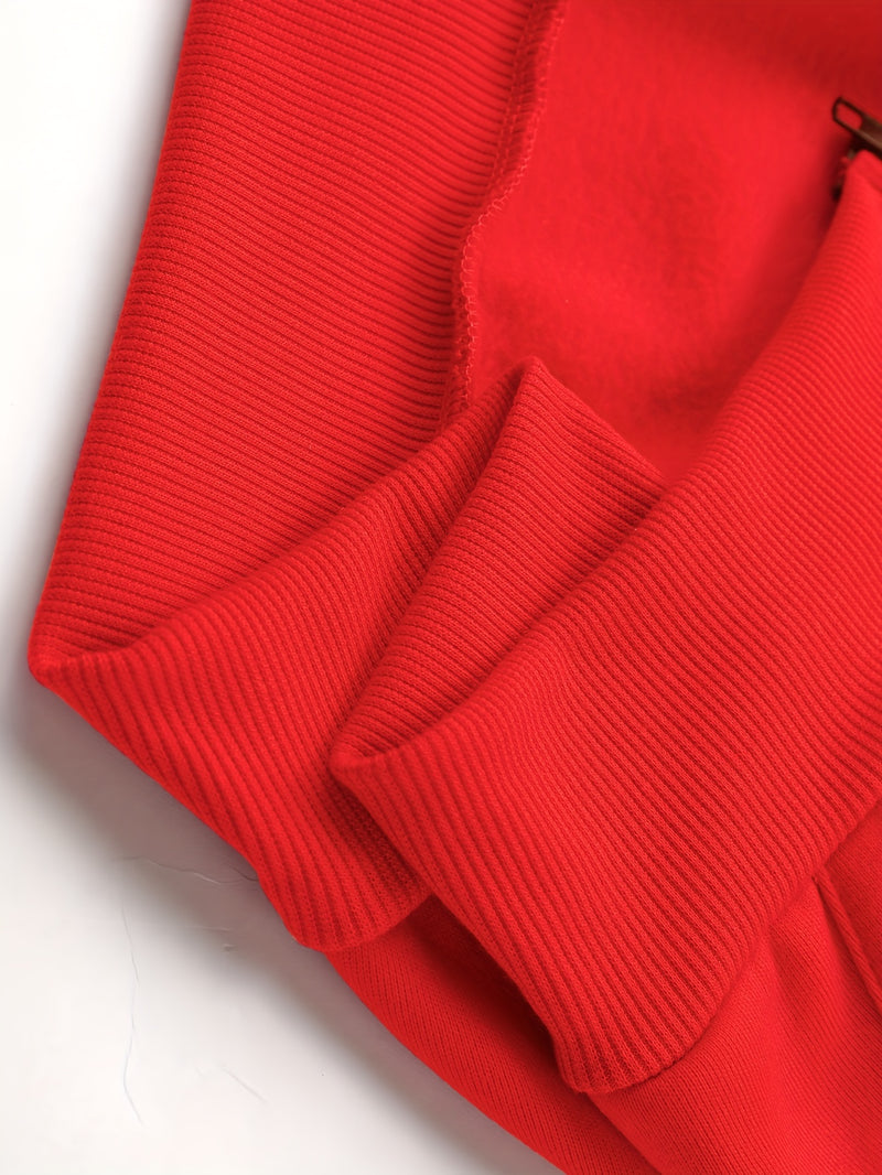 Men’s New Trendy Fashion Zip-Up Hoodie and Loose Cargo Pants.