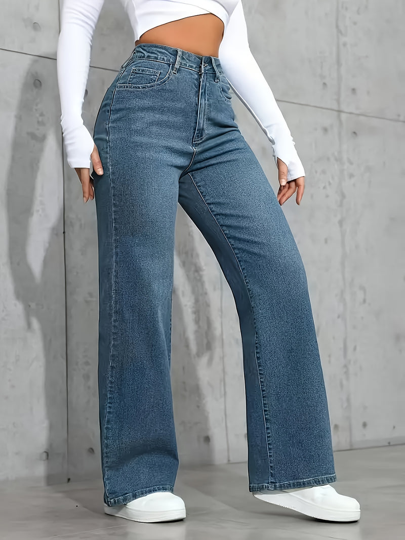 Women’s High-Waisted Wide-Leg Jeans in Vintage Blue.
