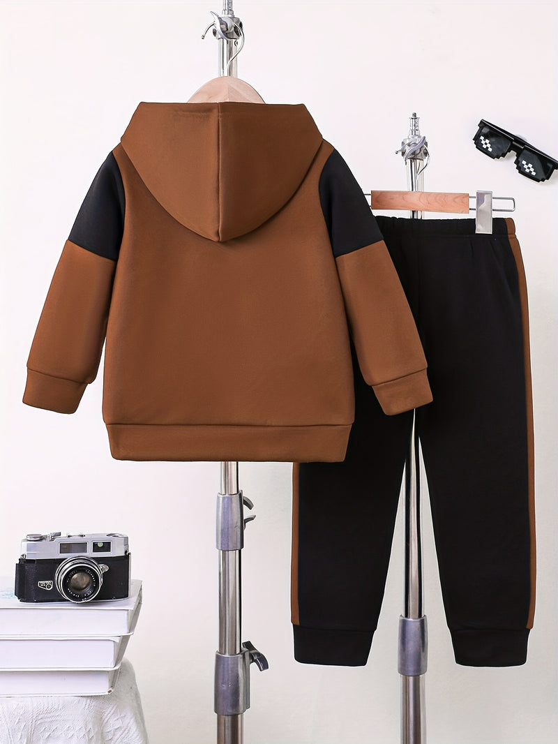 2pcs Boys Autumn/Winter Fleece-Lined Hooded Sweatshirt and Pants Set.