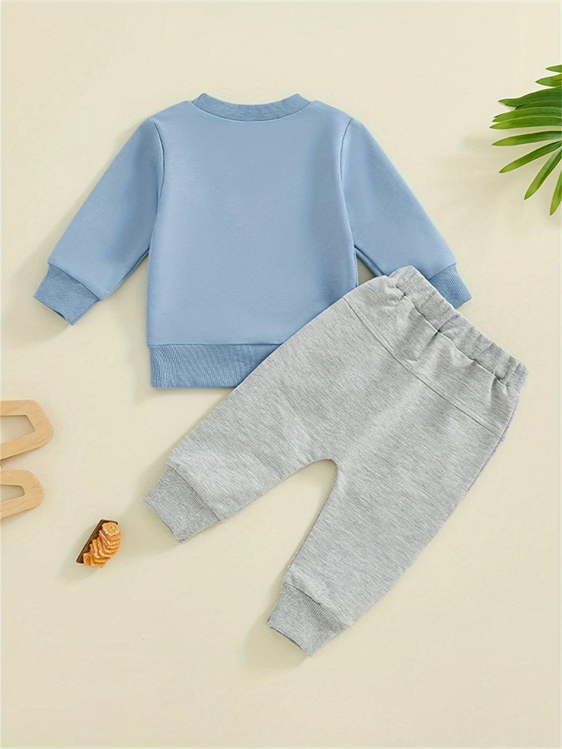Baby Boy's Sweatshirt And Pants Set with 'Mom'S Little Man Print.