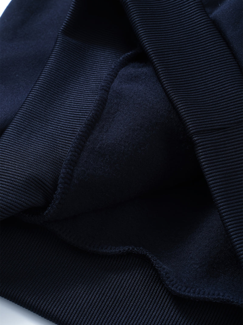 Two Sets of Randomly Shipped in 8 Colors, a Trendy Men's Hoodie.