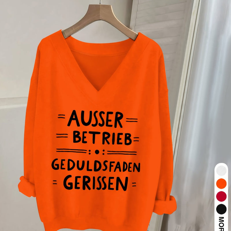 Women's Pink V-Neck Long Sleeve Sweater with German Letter Print.