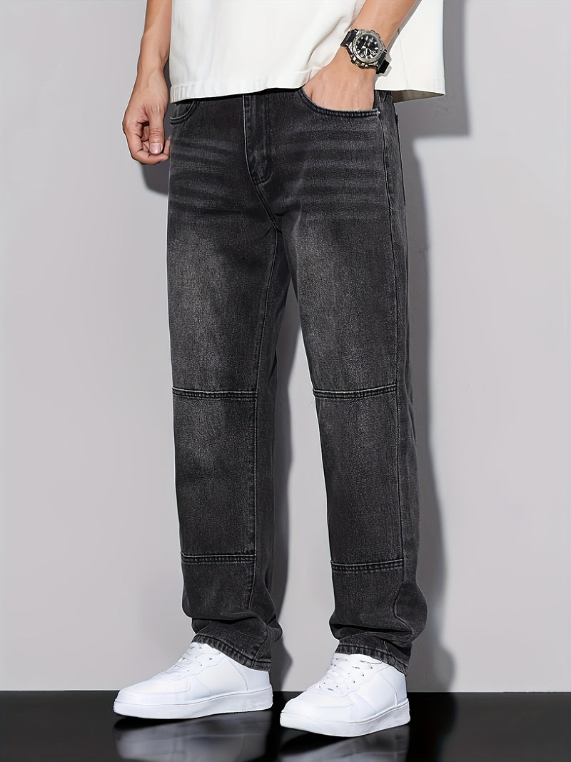 Men's Classic Regular Fit Washed Jeans.