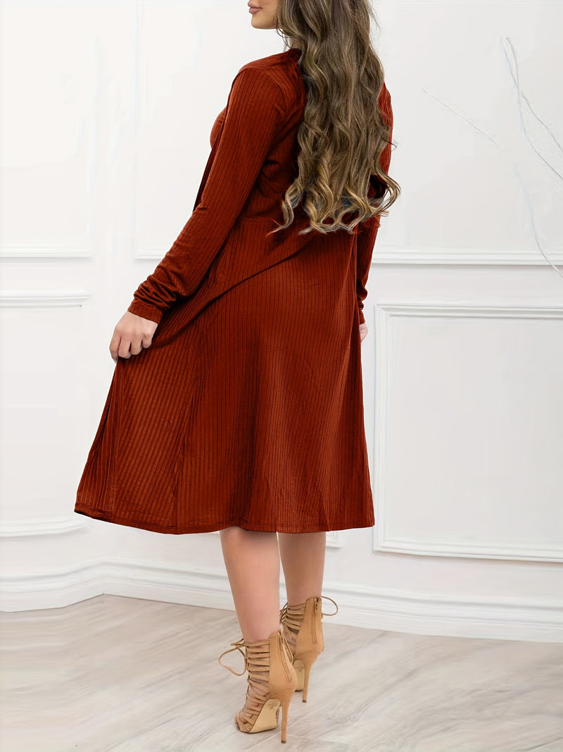 Women’s Solid color pitted two wear three piece suit.