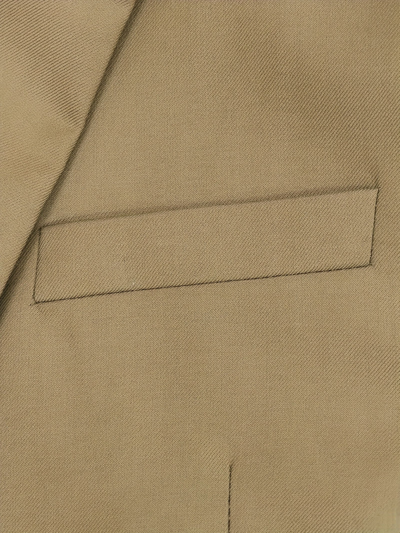 A Men'S Two-Piece Suit Featuring a Easy And Stylish Design.