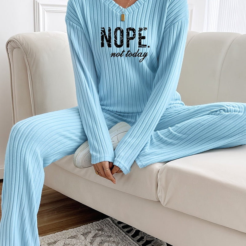 Casual And Stylish Two-Piece Set for Women.