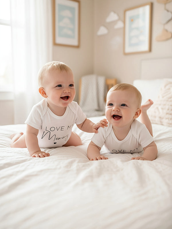 2pcs Baby Clothing 0-12m, Baby Two-Piece Set with Triangle Romper.