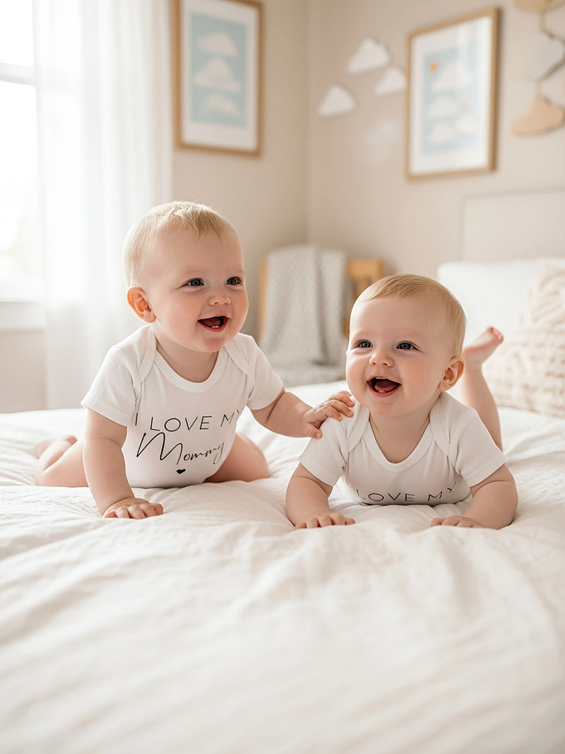 2pcs Baby Clothing 0-12m, Baby Two-Piece Set with Triangle Romper.