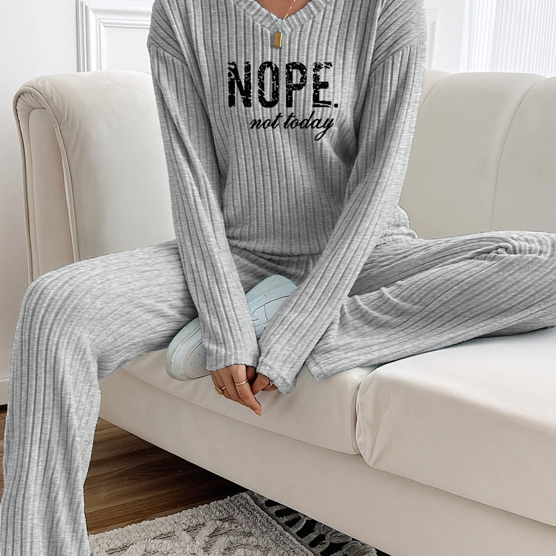 Casual And Stylish Two-Piece Set for Women.