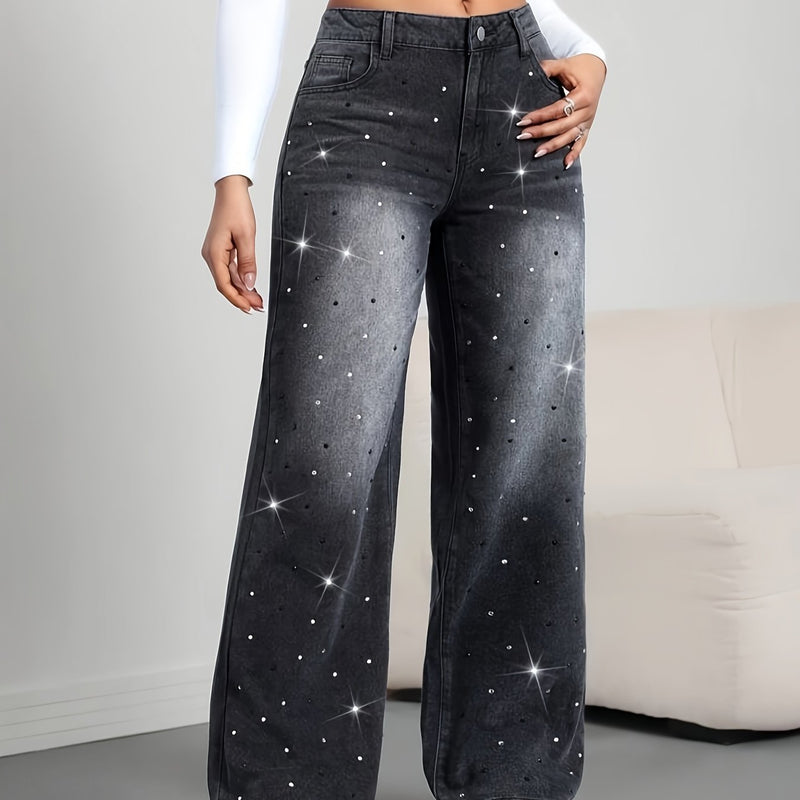 Women’s Classic Black Skinny Jeans Adorned with Sparkling Rhinestones.