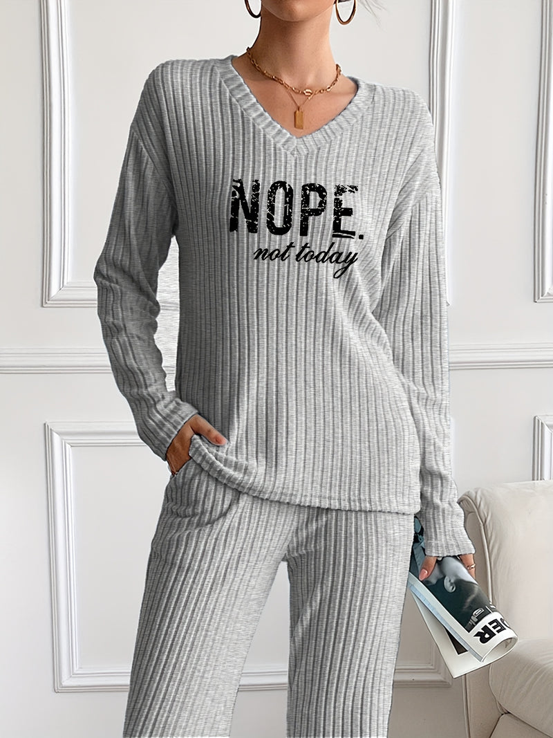 Casual And Stylish Two-Piece Set for Women.