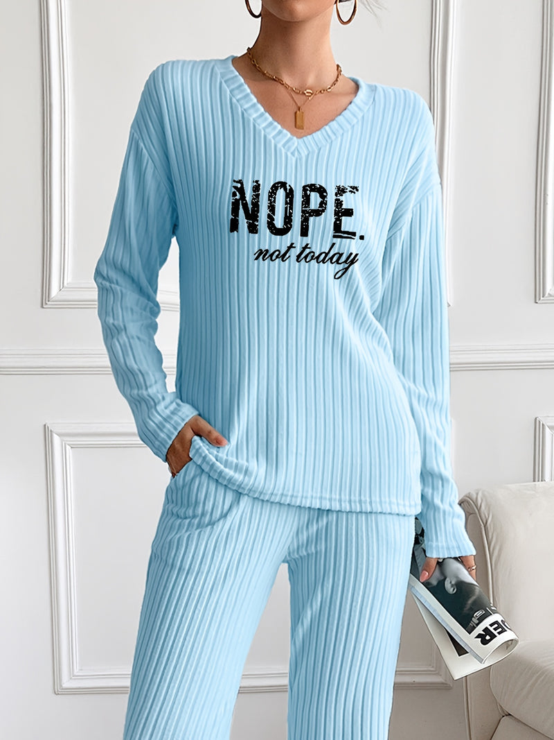 Casual And Stylish Two-Piece Set for Women.