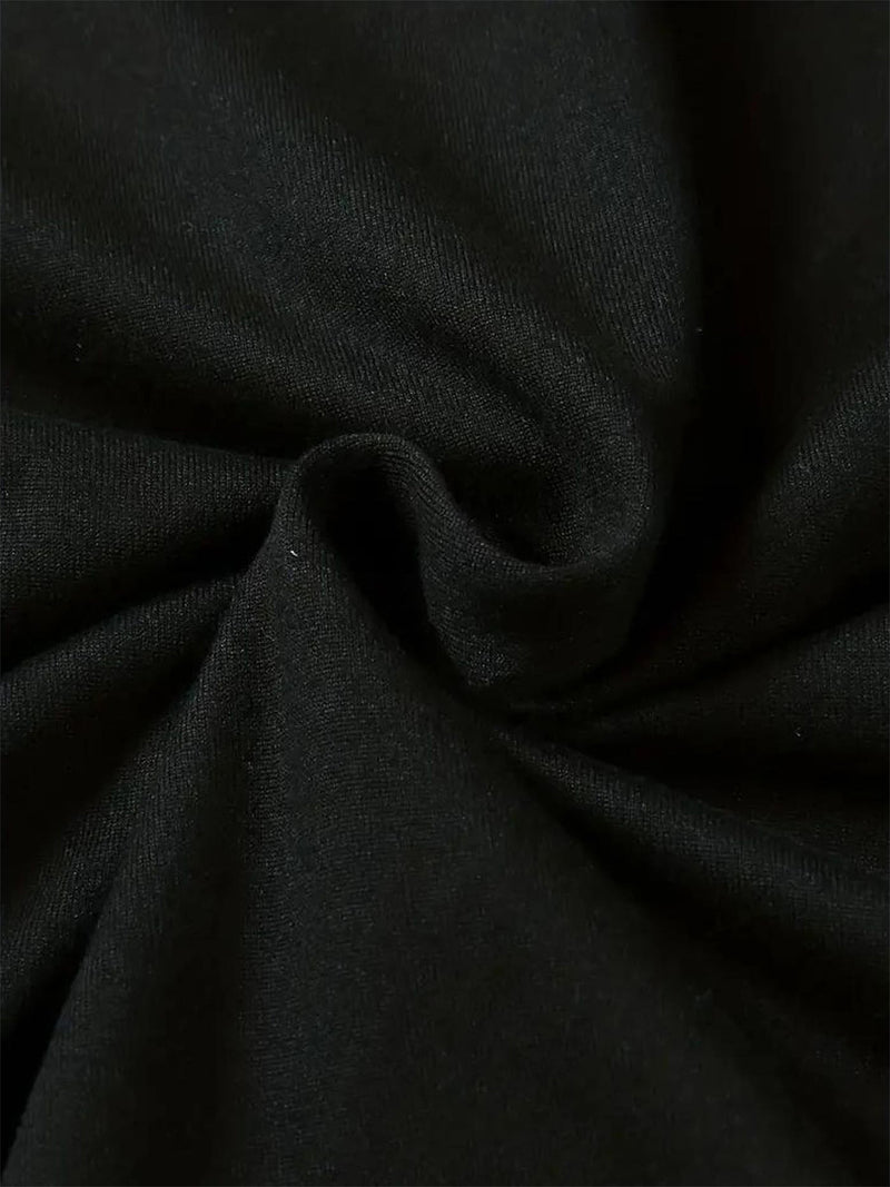 A Three-Piece Women's Loungewear Set, Featuring a Printed Design.