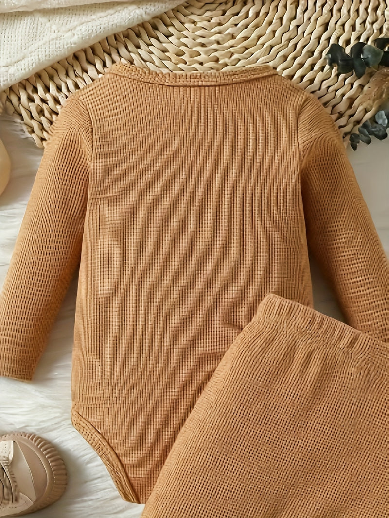 2pcs Newborn Set for Baby Boys And Girls.