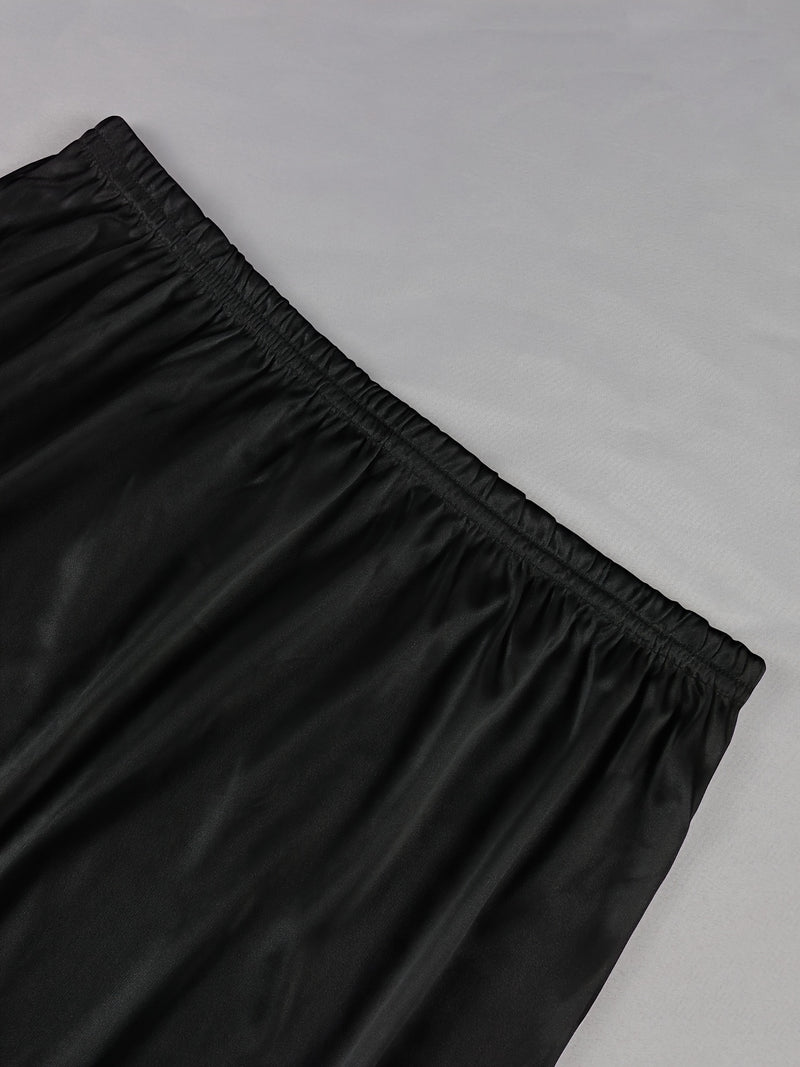 Women's Two-Piece Set Featuring an Exquisite Lace-Trimmed Skirt.