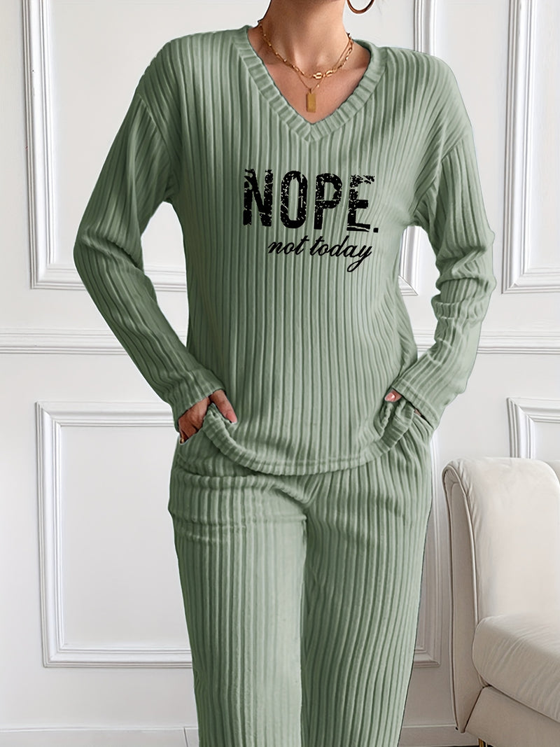 Casual And Stylish Two-Piece Set for Women.