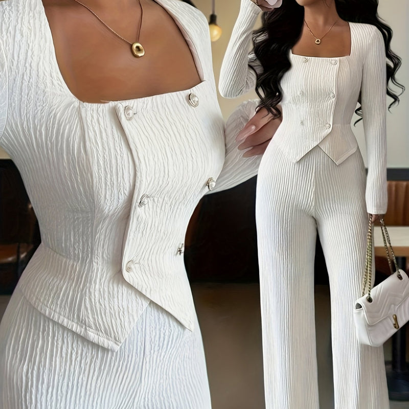 Women's Fashion Features an Elegant Two-Piece Set.