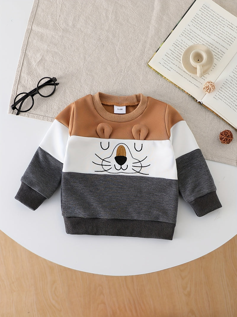 Three Options of Retro Animal Series Fleece Hoodies Available.