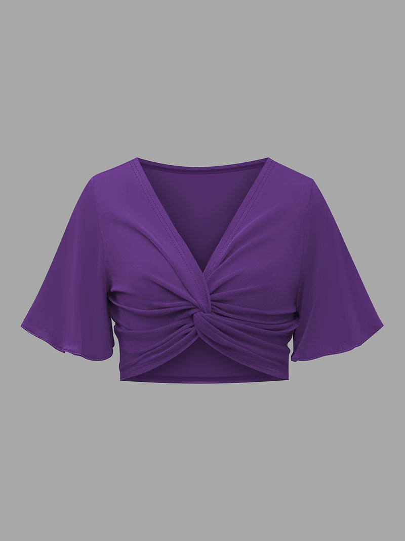 Women's Outfit Featuring a Plain Short-Sleeved V-Neck Top with Pleats.