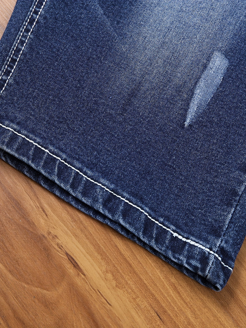 Classic design denim shorts for summer, Men's casual street style with slight stripe scratch.