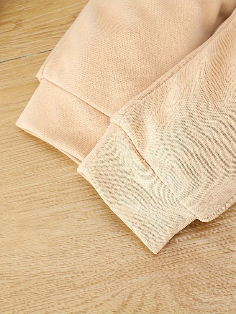 A Stylish And Comfortable Outfit for Baby Boys in Autumn And Winter.