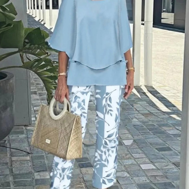 Women’s  Casual Crew Neck Mid-Sleeve Top and Floral Print Pants Two-Piece.