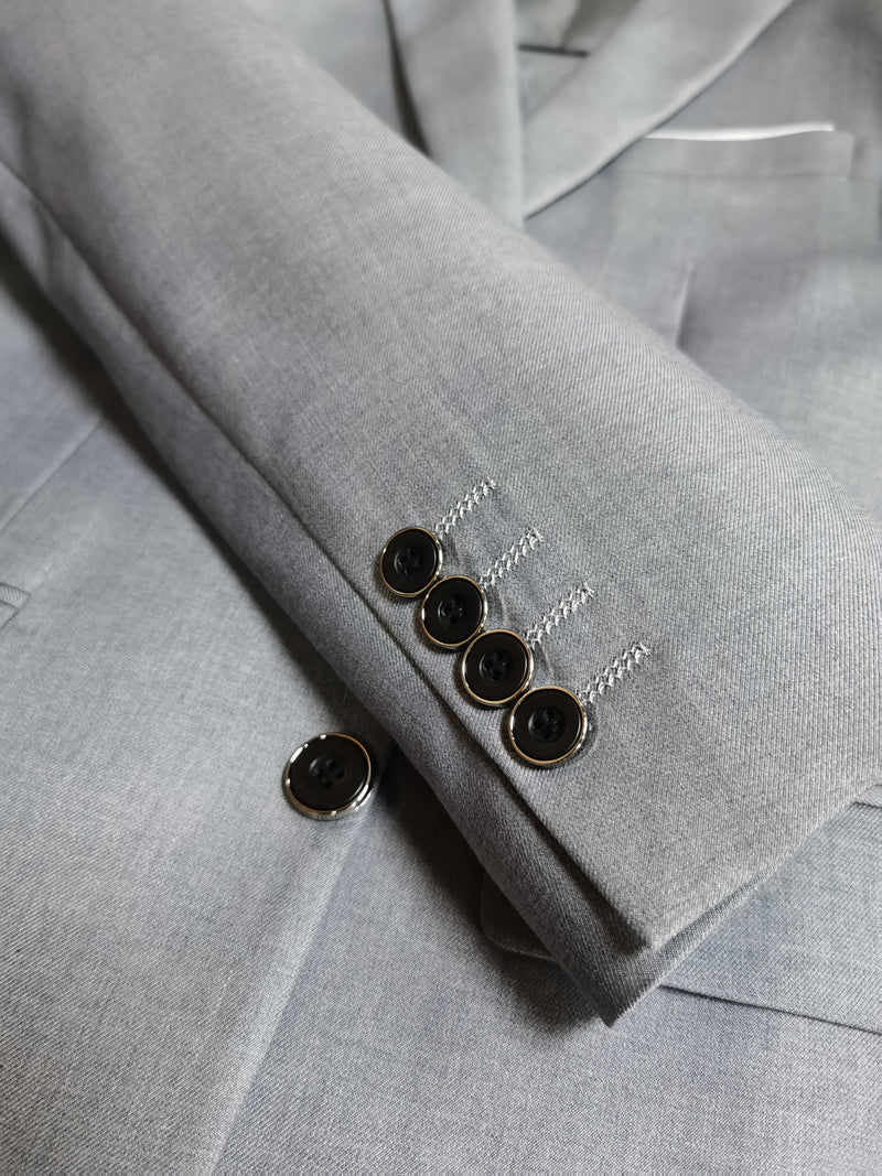Men'S Single-Breasted Double-Button Business Suit with Notch Lape.