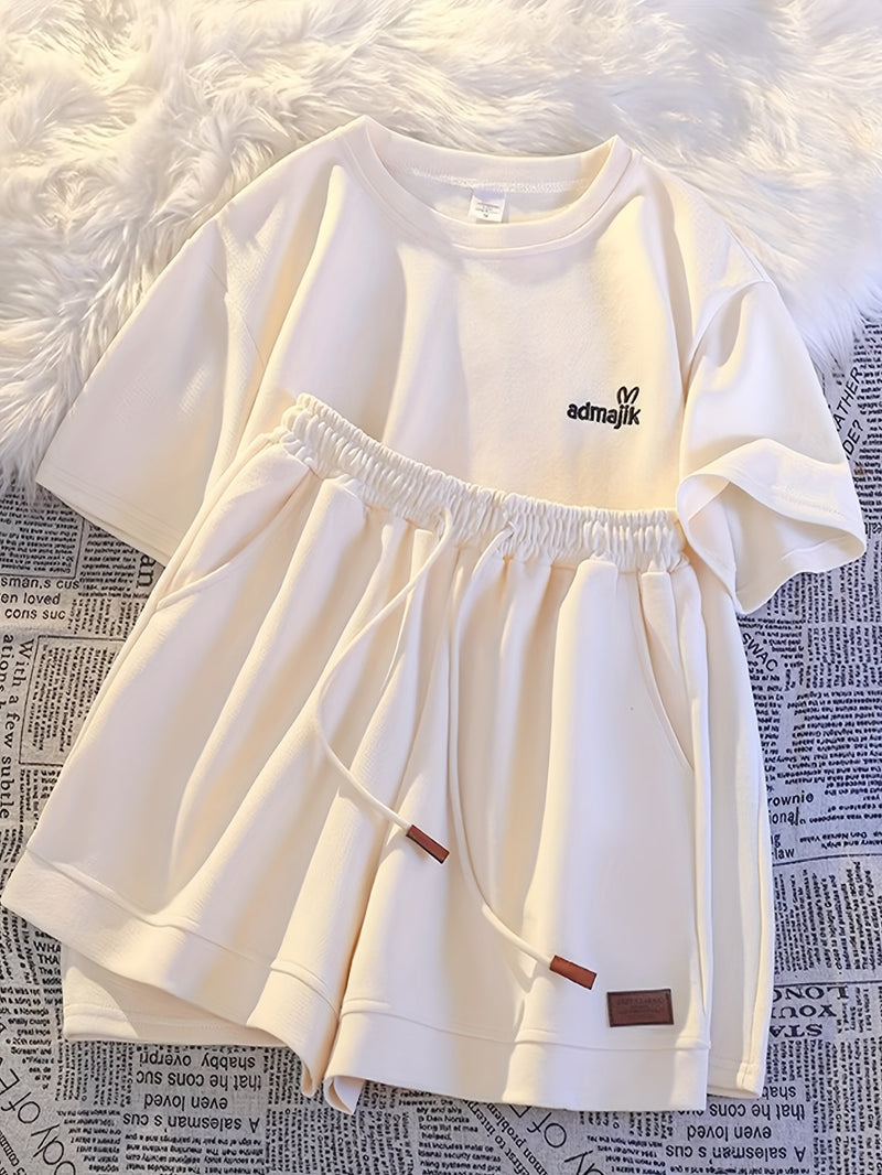 Women’s Summer Casual Short Sleeve Fashion Shorts Set.