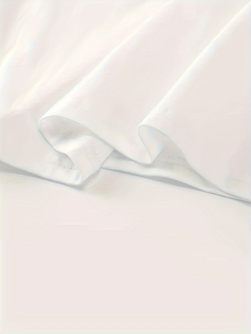 Women’s Trendy Brand Short-sleeve T-shirt.