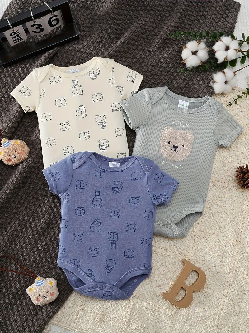 3-Piece Newborn Set with Cute Bear Pattern, Casual Outfit for Boys 0-9 Months.