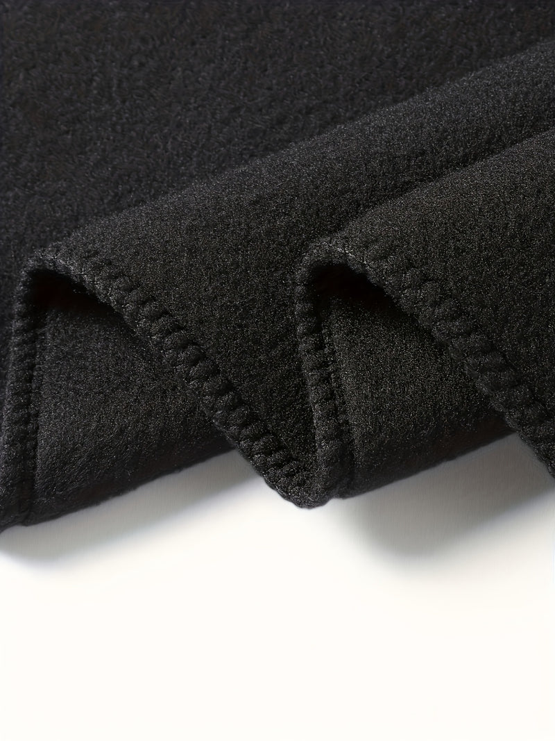 Men's Hooded Sweatshirt & Joggers Set.