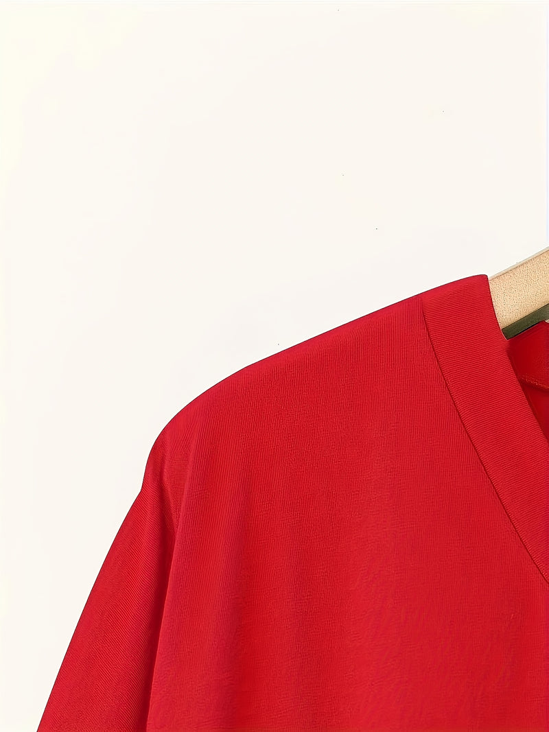 Women’s Plus-Size Stylish Casual T-Shirt.