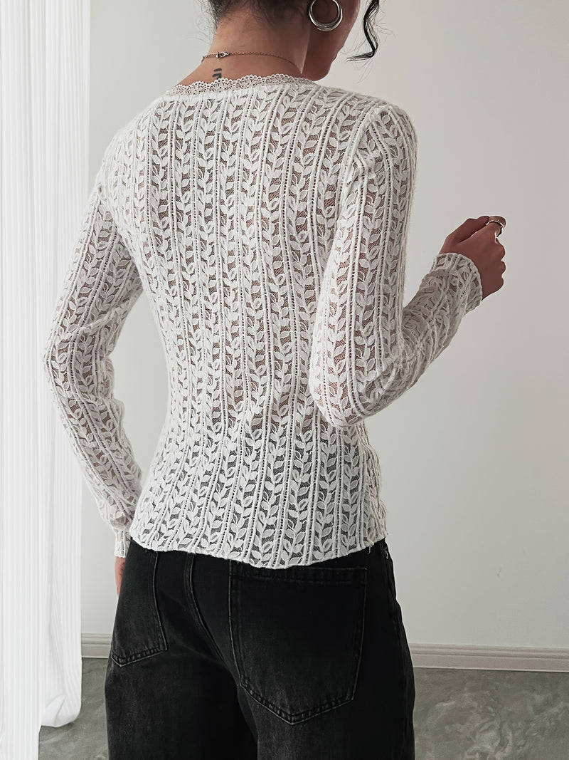 Women's U-neck Long Sleeve Lace Patchwork Slim-Fit T-Shirt Top.