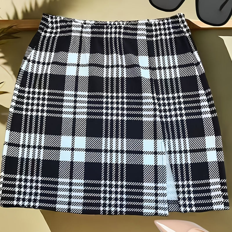 Fashionable Women's Semi-skirt.