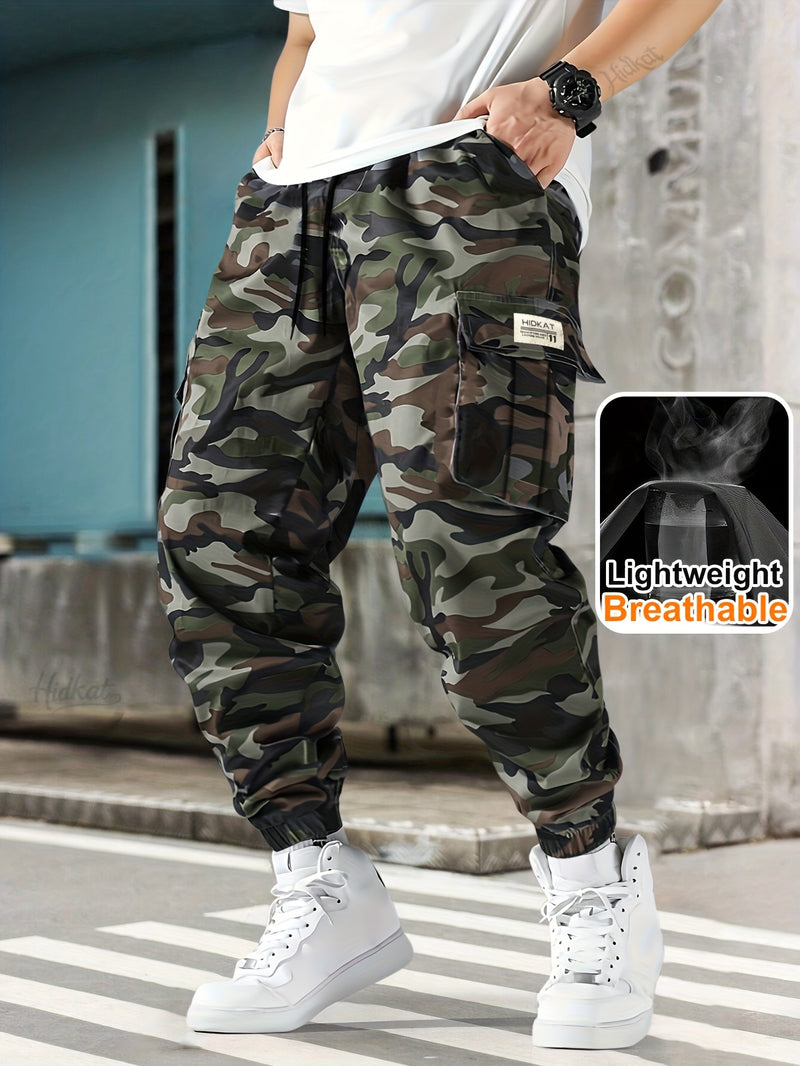 Men's Camouflage Outdoor Cargo Pants.